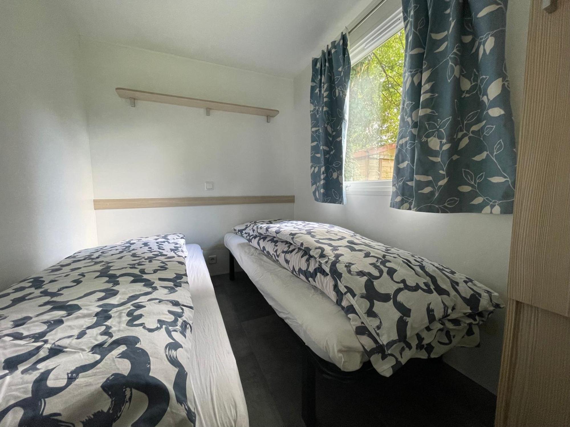 Chez Roger - Bungalow Climatise Avec Tv - 2 Chambres 4 Personnes Boofzheim Luaran gambar